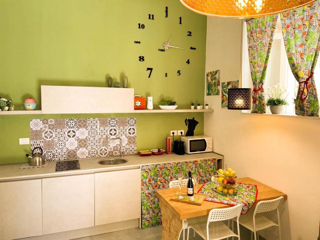 Hrdo House Apartment Syracuse Bagian luar foto