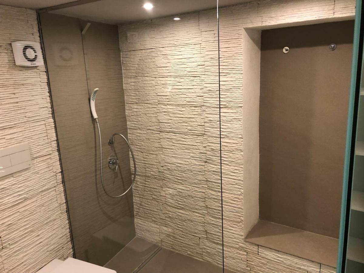Hrdo House Apartment Syracuse Bagian luar foto